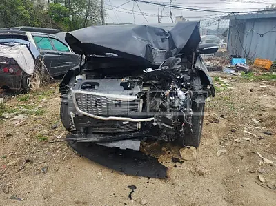 Photo 1 of 14: 2018 Kia Sorento, VIN KNAPG81ADJA418635 — Korean insurance auction