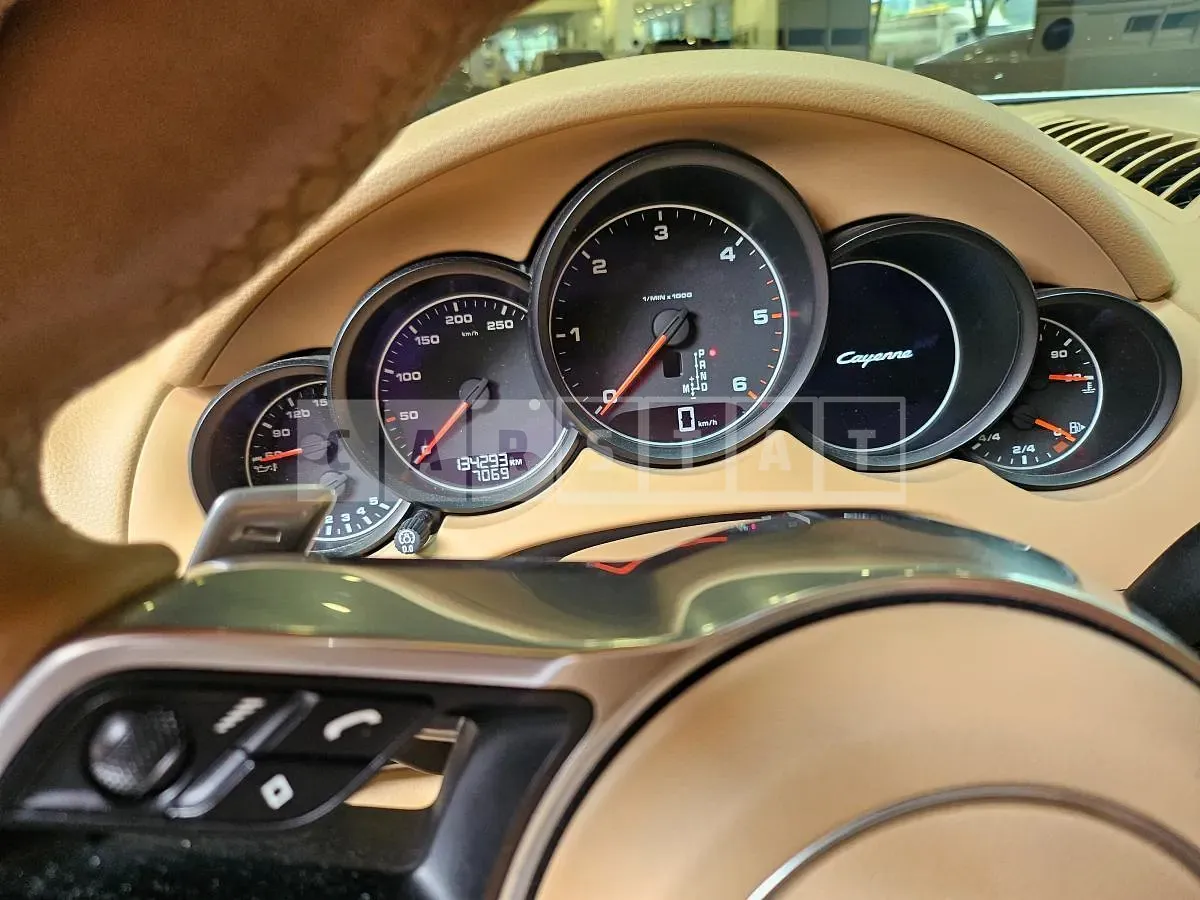 Photo 2 of 25: 2015 Porsche Cayenne Diesel — Korean insurance auction