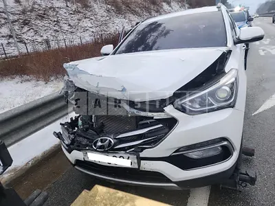 Photo 1 of 9: 2016 Hyundai Santa Fe, VIN KMHSW81UBGU641395 — Korean insurance auction
