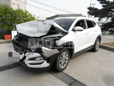 Photo 1 of 23: 2015 Hyundai Tucson TL 2.0 (4WD), VIN KMHJ381ADGU045622 — Korean insurance auction
