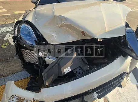 Photo 2 of 26: 2022 Porsche Cayenne, VIN WP1AA29Y2NDA07388 — Korean insurance auction