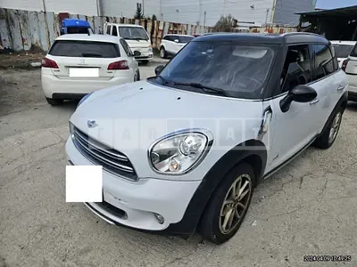 Photo 1 of 9: 2016 MINI Cooper D Countryman ALL4 — Korean insurance auction