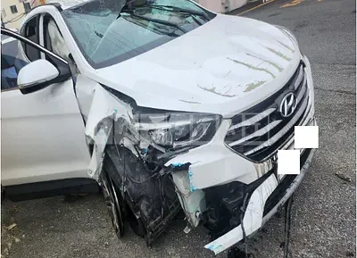 Photo 1 of 5: 2018 Hyundai Santa Fe — Korean insurance auction