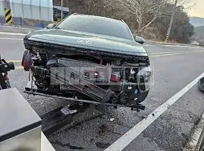 Photo 1 of 32: 2023 Hyundai Kona Hybrid (Kona Hybrid) — Korean insurance auction