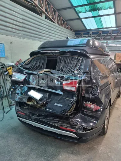 Photo 1 of 7: 2017 Kia Carnival High Limousine, VIN KNAME81ABJS415288 — Korean insurance auction