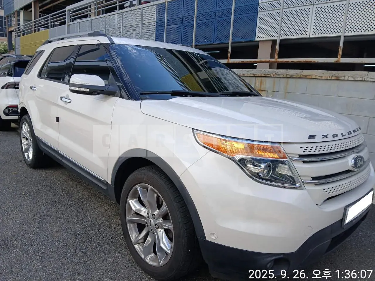 Photo 2 of 10: 2015 Ford Explorer, VIN 1FM5K8F81FGB44552 — Korean insurance auction