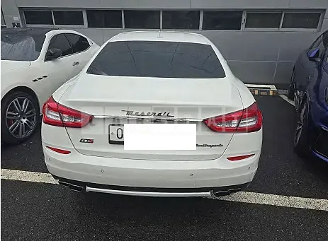 Photo 2 of 15: 2016 Maserati Quattroporte S Q4 — Korean insurance auction