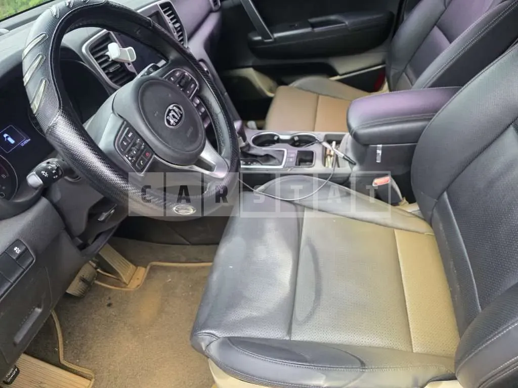 Photo 3 of 3: 2017 Kia Sportage 2.0 Gasoline — Korean insurance auction
