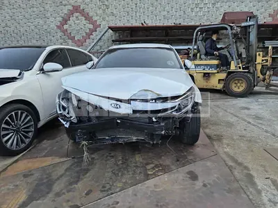 Photo 1 of 16: 2019 Kia K5, VIN KNAGT416BLA392575 — Korean insurance auction