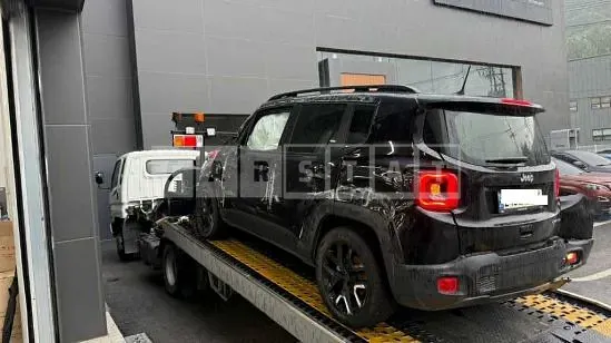 Photo 2 of 12: 2023 Jeep Zip Renegade 1.3 FWD — Korean insurance auction