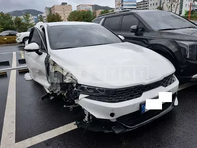 Photo 1 of 5: 2023 Kia K5 — Korean insurance auction