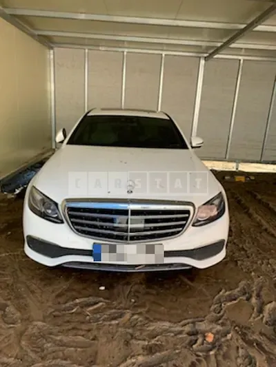 Photo 1 of 11: 2020 Mercedes-Benz E 300 4Matic, VIN W1KZF4KB6LA856855 — Korean insurance auction