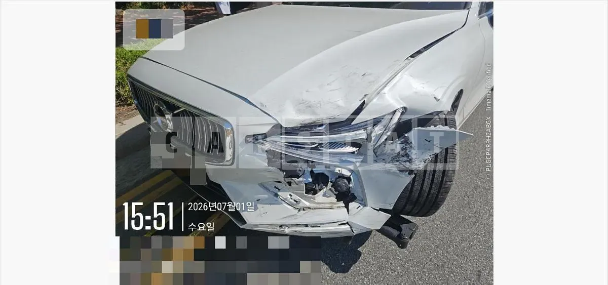 Photo 2 of 22: 2020 Volvo S60T5 — Korean insurance auction