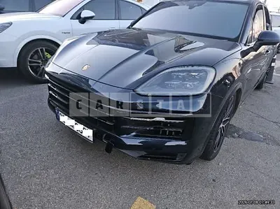 2024 Porsche Cayenne E-Hybrid