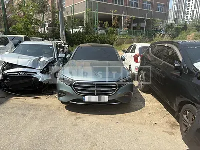 Photo 1 of 22: 2024 Mercedes-Benz E 300 4Matic — Korean insurance auction