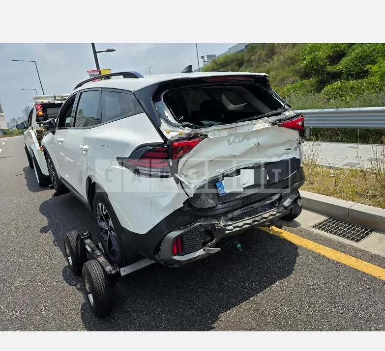 Photo 2 of 8: 2021 Kia Sportage Hybrid — Korean insurance auction