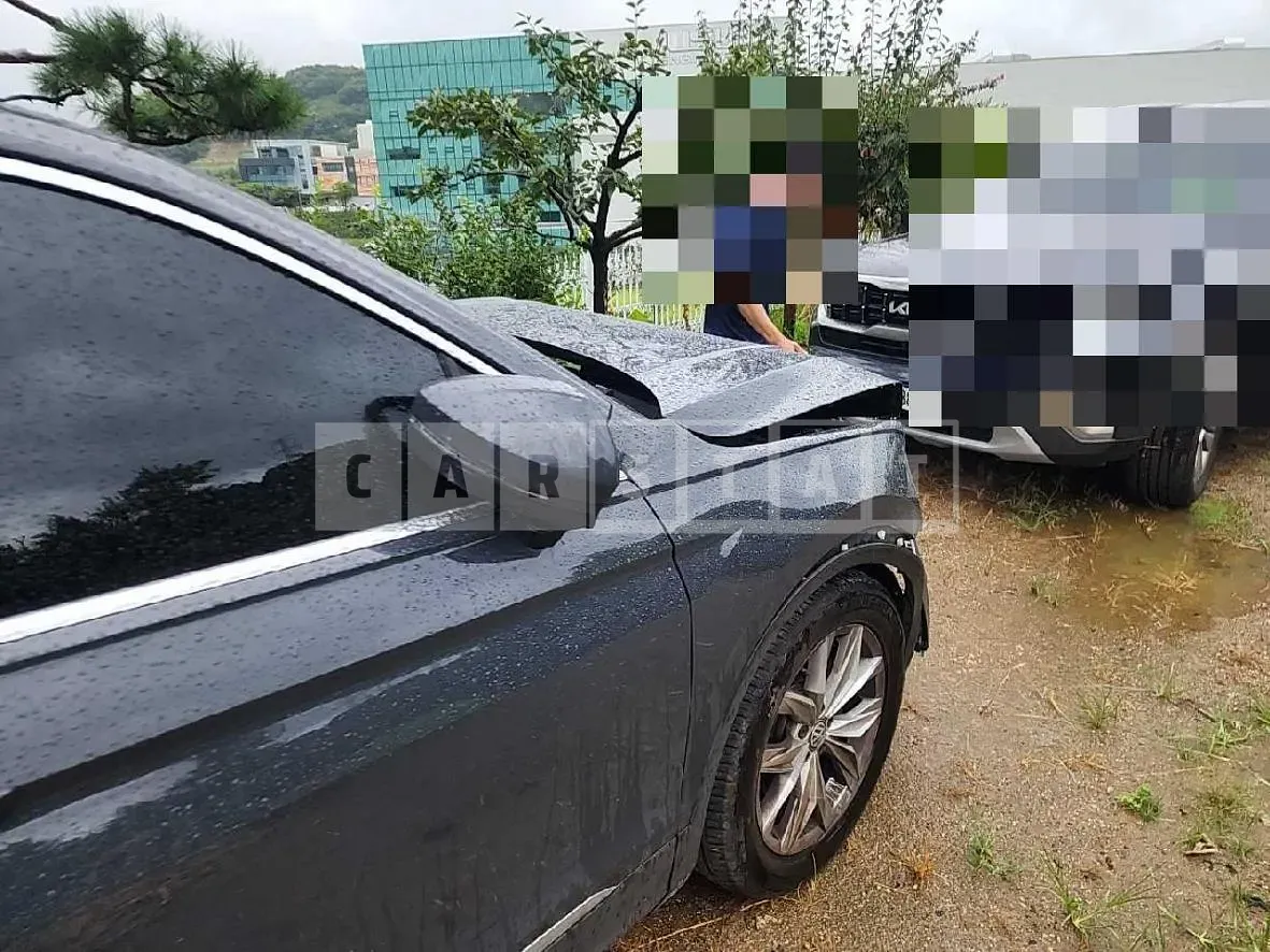 Photo 2 of 23: 2018 Volkswagen Tiguan 2.0 TDI — Korean insurance auction