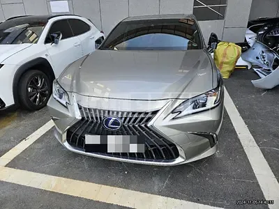 Photo 1 of 20: 2022 Lexus ES300h — Korean insurance auction