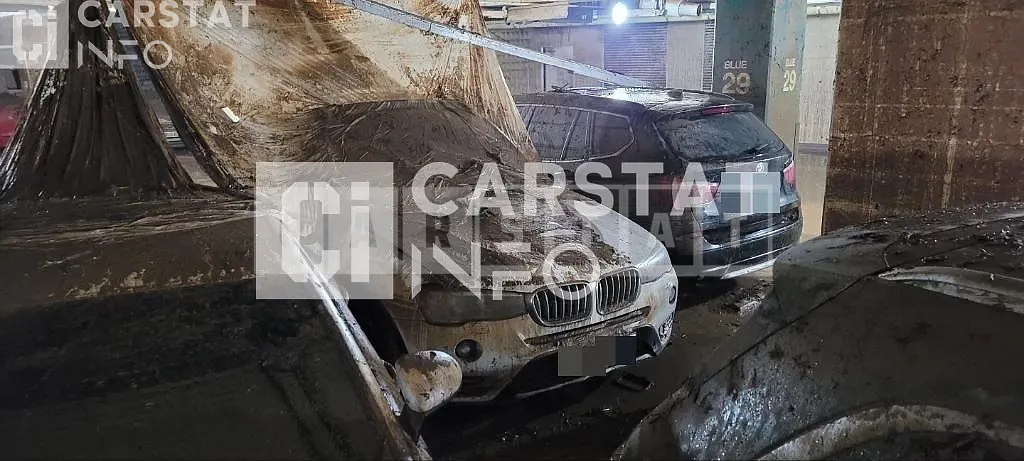 Photo 2 of 3: 2015 BMW Calm X3 xDrive20d — Korean insurance auction
