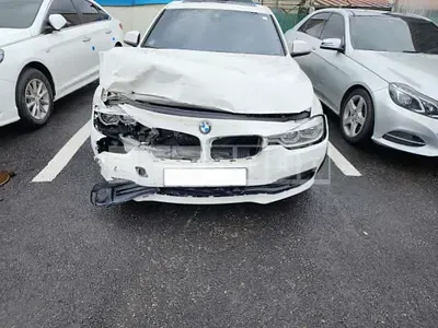 Photo 1 of 27: 2016 BMW 320d Efficient Dynamics Edition, VIN WBA8D1108GK655689 — Korean insurance auction