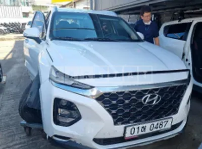 Photo 1 of 18: 2020 Hyundai Santa Fe, VIN KMHS281BDLU194522 — Korean insurance auction