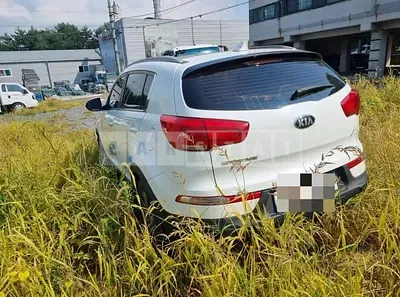 Photo 1 of 10: 2015 Kia Sportage R — Korean insurance auction