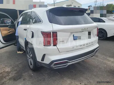 Photo 1 of 8: 2022 Kia Sorento 1.6 4WD, VIN KNARH81GDNA092194 — Korean insurance auction