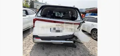 Photo 1 of 16: 2024 Kia Carnivals — Korean insurance auction