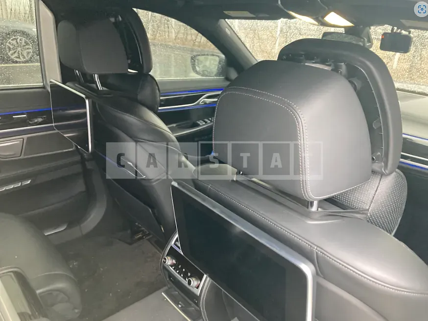 Photo 2 of 4: 2017 BMW 730Ld xDrive, VIN WBA7G6104HB074076 — Korean insurance auction