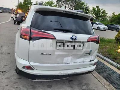 Photo 1 of 23: 2018 Toyota RAV4 Hybrid, VIN JTMDJREV6JD254944 — Korean insurance auction