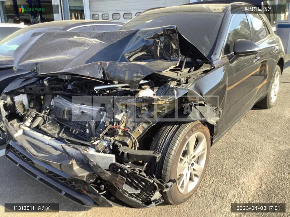 Photo 2 of 13: 2022 Genesis GV70, VIN KMTMA81BBPU106578 — Korean insurance auction
