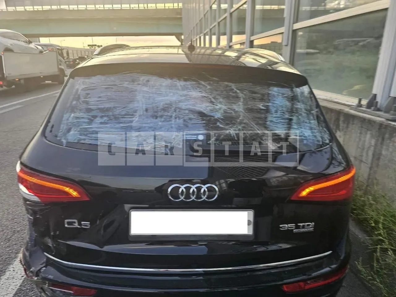 Photo 2 of 14: 2016 Audi Q5 35 TDI quattro, VIN WAUZZZ8R7GA096487 — Korean insurance auction