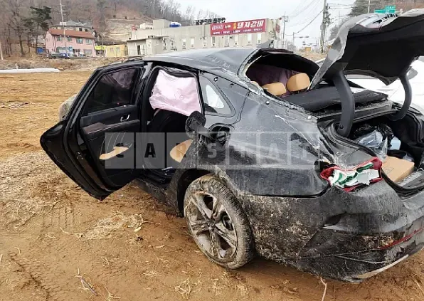 Photo 2 of 20: 2021 Kia K5, VIN KNAG541JBMA017125 — Korean insurance auction
