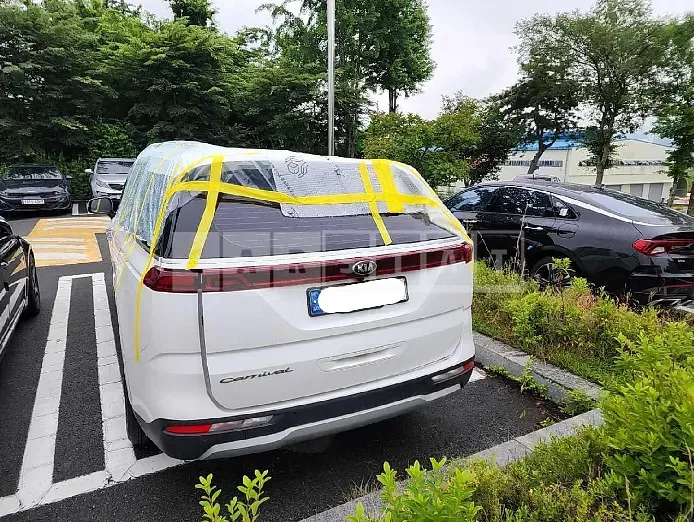 Photo 2 of 9: 2021 Kia Carnival, VIN KNANB81BBMS039018 — Korean insurance auction
