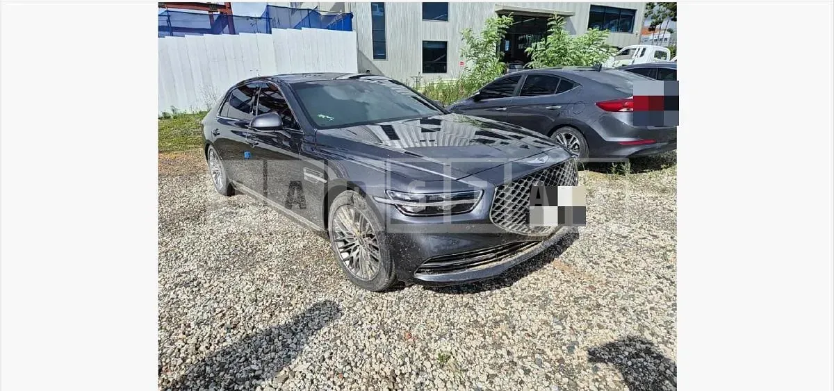 Photo 2 of 8: 2020 Genesis G90 — Korean insurance auction