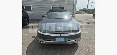 Photo 1 of 25: 2021 Hyundai IONIQ 5 Long Range — Korean insurance auction
