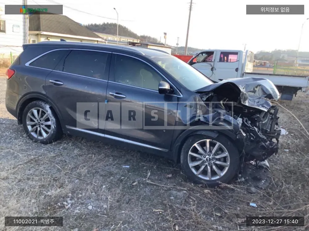 Photo 2 of 12: 2015 Kia Sorento /Sorrento, VIN KNAPK81BDGA160537 — Korean insurance auction