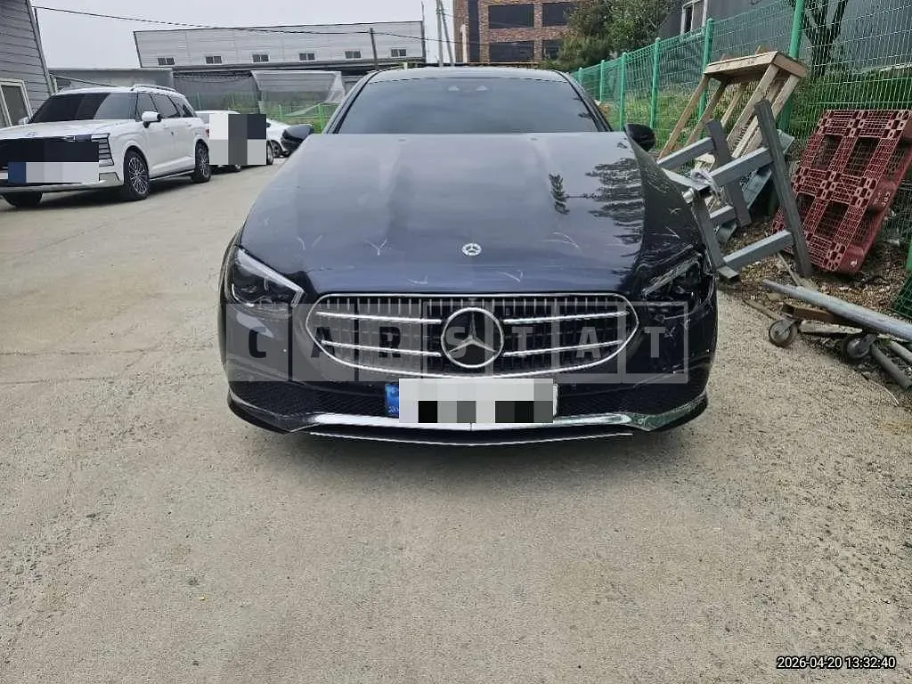 Photo 2 of 23: 2022 Mercedes-Benz E350 4Matic — Korean insurance auction