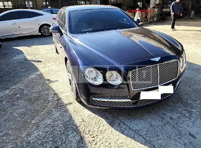 2018 Bentley Flyingspur V8