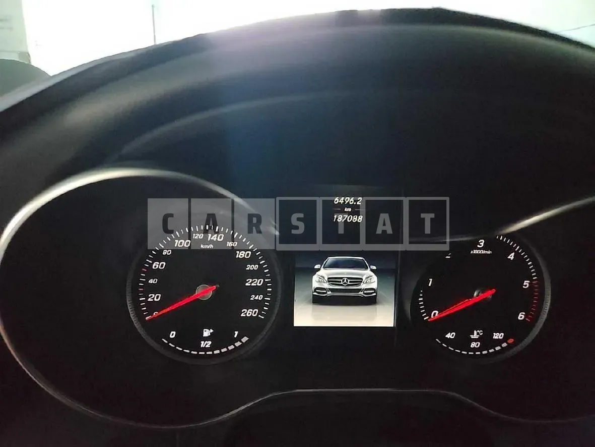 Photo 2 of 5: 2015 Mercedes-Benz C220 BlueTec, VIN WDDWF0EB5FF087831 — Korean insurance auction