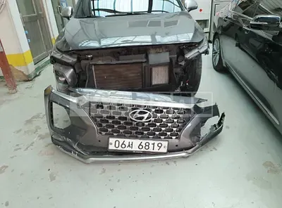 Photo 1 of 47: 2019 Hyundai Santa Fe, VIN KMHS581CBKU165840 — Korean insurance auction