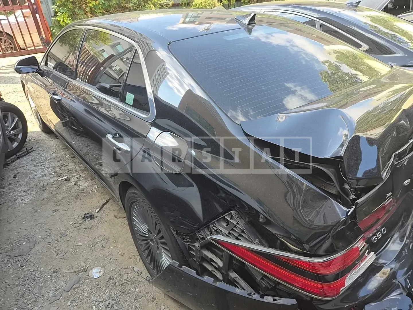 Photo 2 of 15: 2019 Genesis G90 3.8 — Korean insurance auction