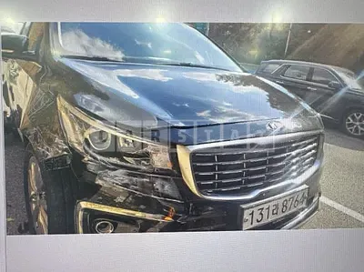 Photo 1 of 8: 2019 Kia Carnival, VIN KNAMC81ABKS583565 — Korean insurance auction