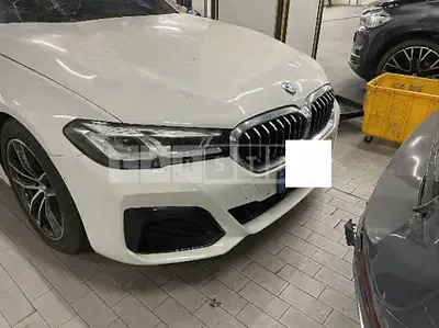 Photo 1 of 39: 2023 BMW 520i — Korean insurance auction