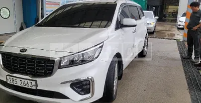 Photo 1 of 27: 2019 Kia Carnival (Diesel, 9 -Seater), VIN KNAMC81ABKS490253 — Korean insurance auction