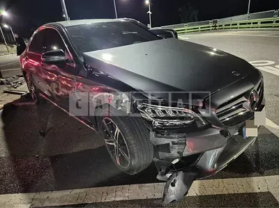 Photo 1 of 8: 2020 Mercedes-Benz C220 d 4Matic — Korean insurance auction