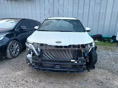 Photo 1 of 44: 2021 Kia Carnival, VIN KNANE813BMS052570 — Korean insurance auction