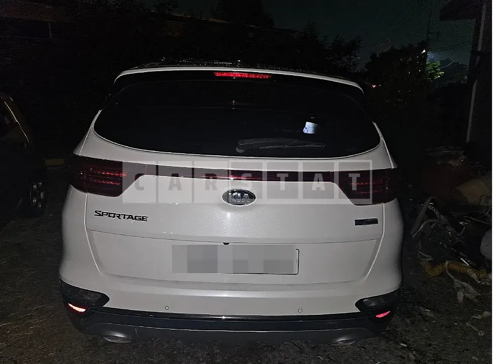 Photo 2 of 13: 2018 Kia Sportage 2.0 — Korean insurance auction