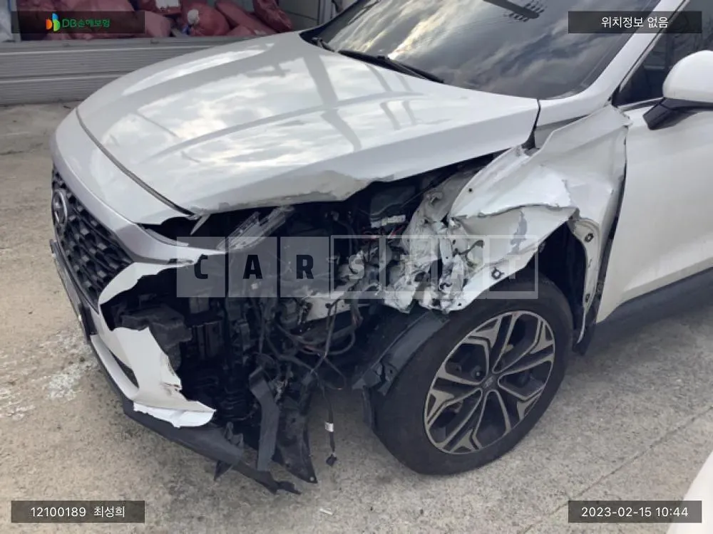 Photo 2 of 26: 2018 Hyundai Santa Fe, VIN KMHS281BBKU044278 — Korean insurance auction