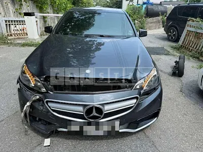Photo 1 of 11: 2016 Mercedes-Benz E220 BlueTec — Korean insurance auction